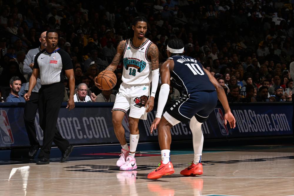 四輪三負 四輪三負